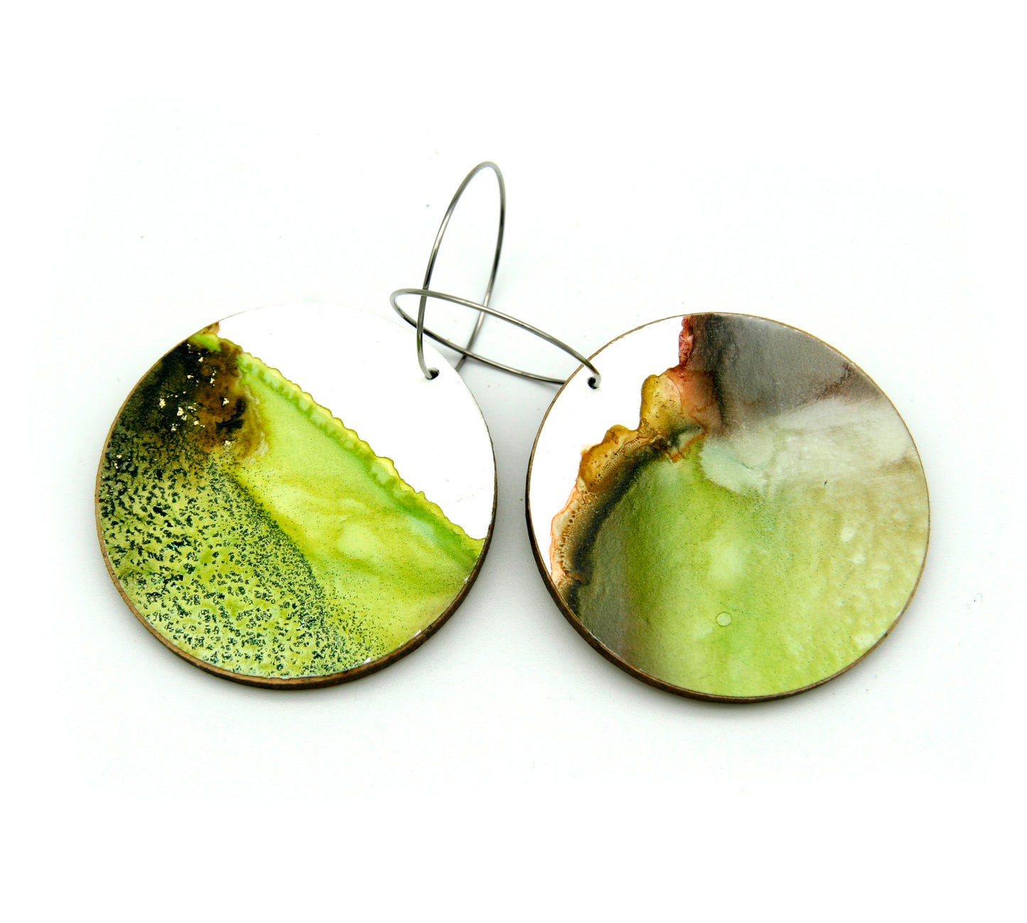 White Beauty large disc earrings #17