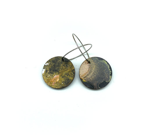 Black Beauty small disc earrings #16