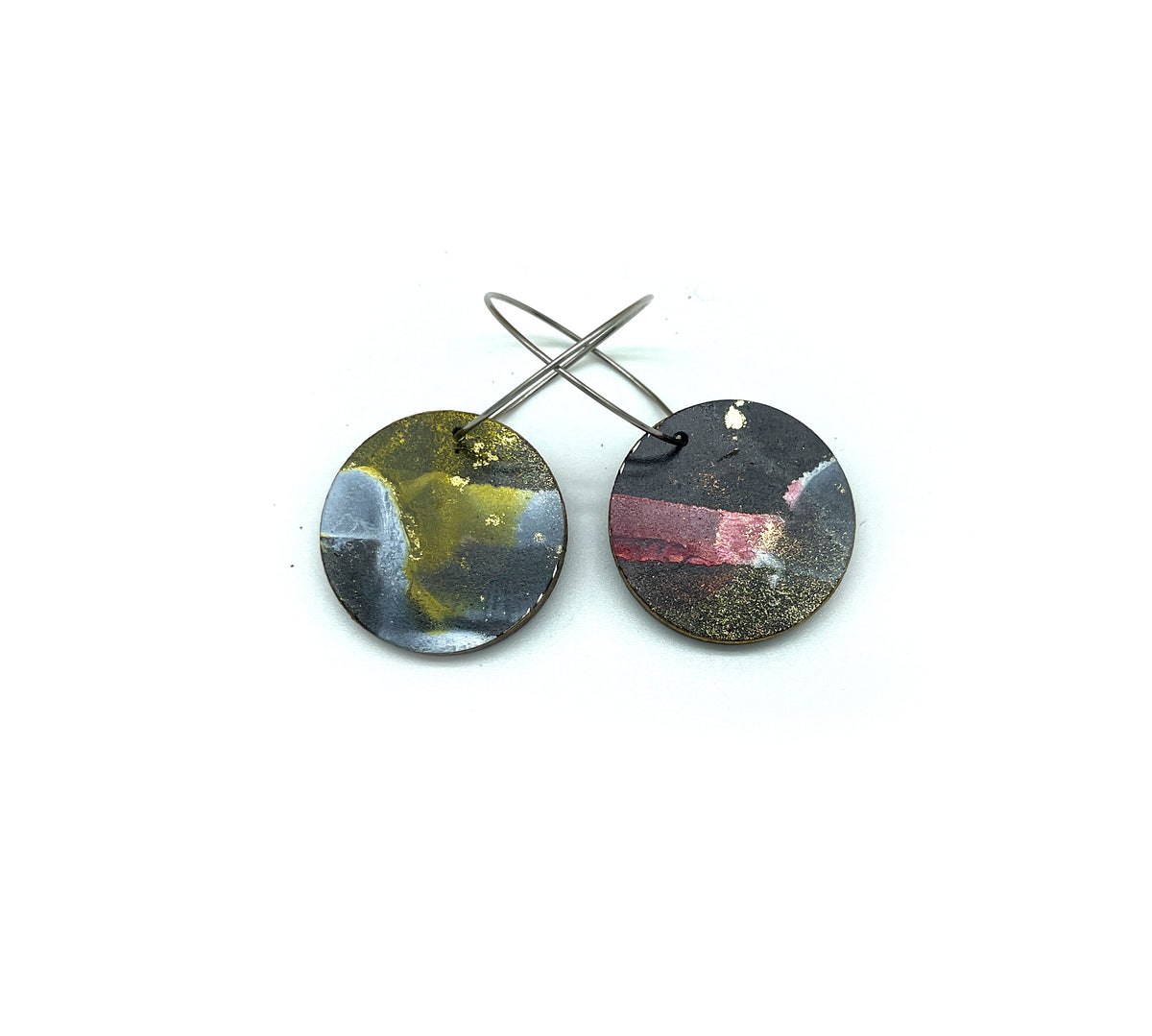 Black Beauty small disc earrings #24