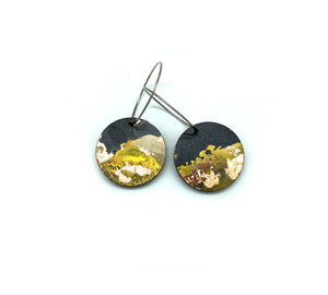 Black Beauty small disc earrings #26